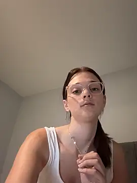 Ezrababes online show from July 2, 2026, 11:22 pm
