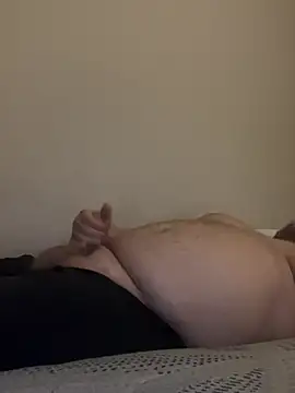 Tallbellybear online show from July 10, 2026, 5:45 am