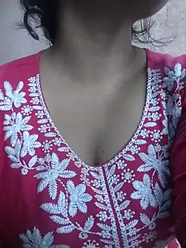 Wild-lovw online show from July 9, 2026, 8:40 am