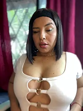 Mia Bigtits online show from July 11, 2026, 8:55 pm