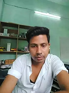 Snapshot of guru8340 chatting on July 19, 2026, 11:47 am guru8340 online show from July 19, 2026, 11:47 am