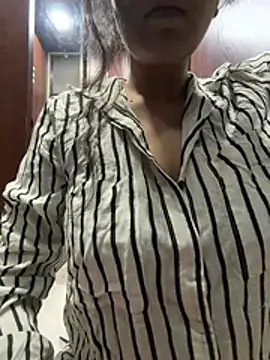 Snapshot of Tanya-love chatting on July 21, 2026, 5:26 pm Tanya-love online show from July 21, 2026, 5:26 pm