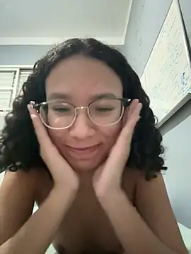 Cristiane2008 online show from July 21, 2026, 10:23 pm
