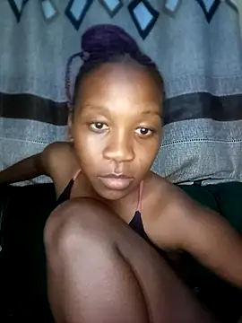 Snapshot of Staria_luxe chatting on July 20, 2026, 6:10 pm Staria luxe online show from July 20, 2026, 6:10 pm