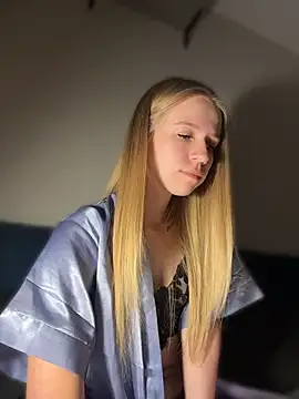 SEXY CUMMING online show from July 27, 2026, 6:26 pm