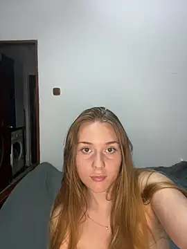 Snapshot of sweetsophiee20 chatting on August 2, 2026, 7:12 pm sweetsophiee20 online show from August 2, 2026, 7:12 pm