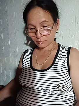Snapshot of Play-fun chatting on July 28, 2026, 2:18 am Play-fun online show from July 28, 2026, 2:18 am