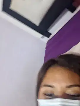 leslyprinces9 online show from July 27, 2026, 7:04 am