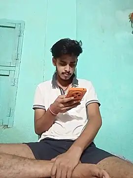 kartikshing19 online show from July 31, 2026, 6:18 pm
