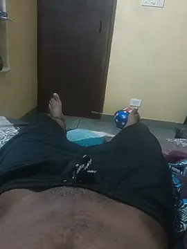 Snapshot of Arun98q chatting on August 1, 2026, 7:57 pm Arun98q online show from August 1, 2026, 7:57 pm