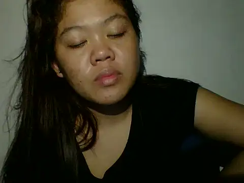 z0elyn online show from August 7, 2026, 3:25 pm