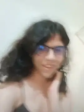 cecileah online show from August 5, 2026, 4:32 pm