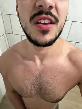 hotbyleo online show from August 7, 2026, 10:12 pm