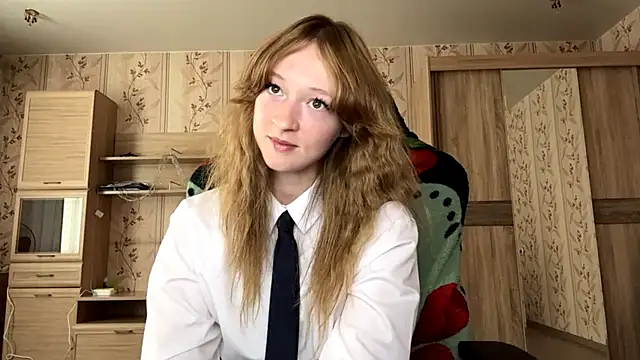 SalmonWhip online show from August 10, 2026, 2:04 am