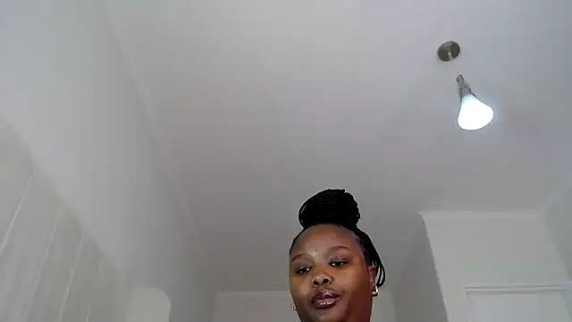 xBUSTY CANDYx online show from July 18, 2026, 2:21 pm