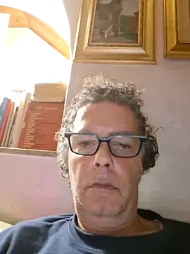 gianlux128bis online show from May 8, 2026, 7:41 pm