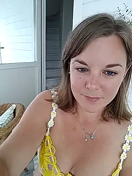 Snapshot of SwedishJennifer chatting on June 25, 2026, 1:15 pm SwedishJennifer online show from June 25, 2026, 1:15 pm