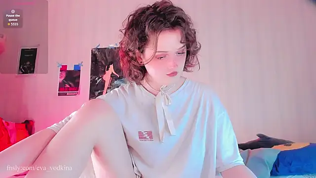 eva vodkina online show from July 25, 2026, 11:35 pm