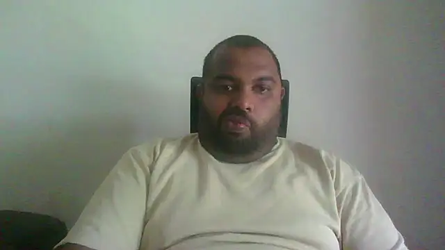 Snapshot of FatCockBoySL chatting on July 4, 2026, 5:02 am FatCockBoySL online show from July 4, 2026, 5:02 am