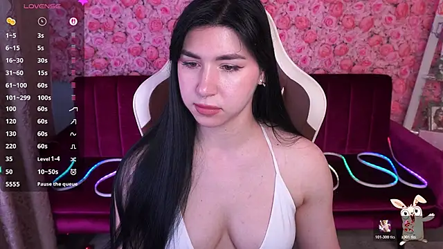EmilyCandyy online show from June 12, 2026, 6:23 am