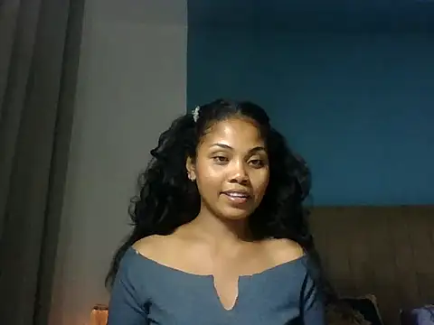 Snapshot of naya86 chatting on May 1, 2026, 2:43 pm naya86 online show from May 1, 2026, 2:43 pm