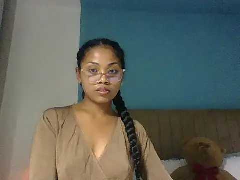 Snapshot of naya86 chatting on May 20, 2026, 2:45 pm naya86 online show from May 20, 2026, 2:45 pm