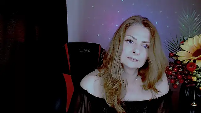 Snapshot of Eleonores chatting on May 25, 2026, 5:35 am Eleonores online show from May 25, 2026, 5:35 am
