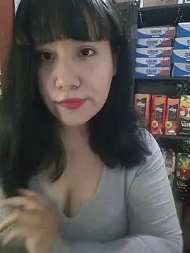 Snapshot of Kalani_Engel chatting on June 21, 2026, 11:51 pm Kalani Engel online show from June 21, 2026, 11:51 pm