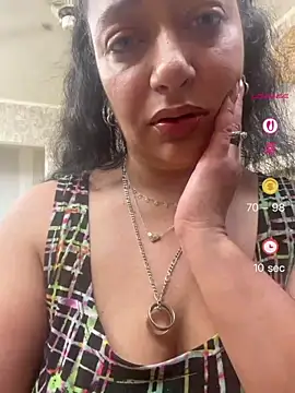 Snapshot of PichyPrettyPussy chatting on July 4, 2026, 2:34 pm PichyPrettyPussy online show from July 4, 2026, 2:34 pm
