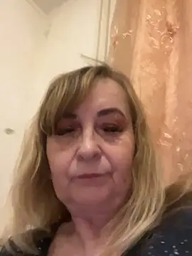 Irina2909xh online show from May 13, 2026, 5:54 pm