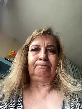 Snapshot of Irina2909@xh chatting on June 27, 2026, 9:14 am Irina2909xh online show from June 27, 2026, 9:14 am