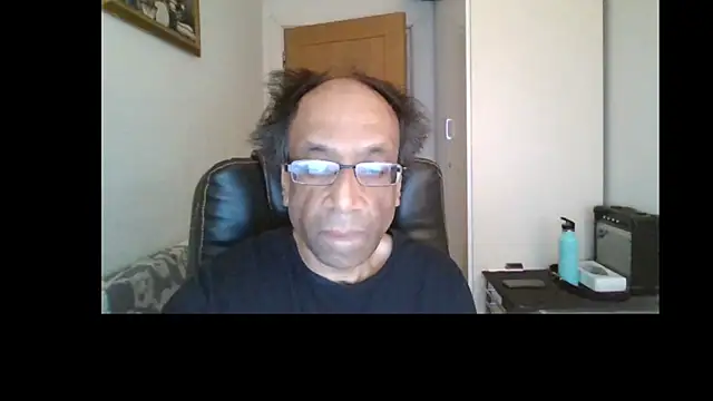 rauncher1 online show from May 16, 2026, 8:33 am