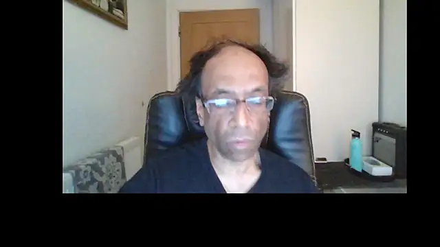 rauncher1 online show from May 28, 2026, 9:06 am