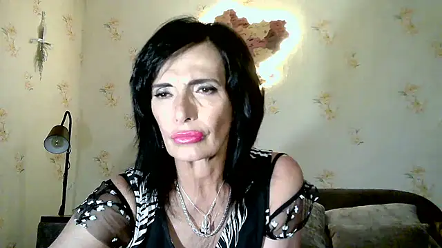 DreamMarianna online show from July 11, 2026, 10:00 pm