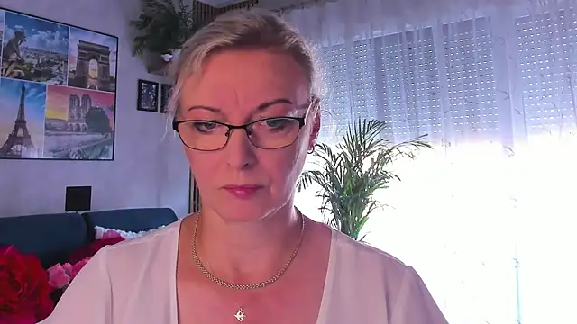 Snapshot of vanessa_chat chatting on June 28, 2026, 1:28 pm vanessa chat online show from June 28, 2026, 1:28 pm