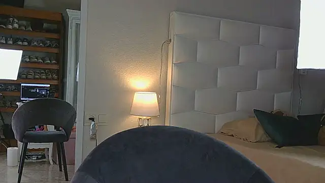little susie online show from May 22, 2026, 7:59 am