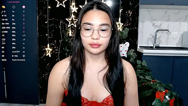 Snapshot of kwana_colada chatting on July 17, 2026, 4:34 pm kwana colada online show from July 17, 2026, 4:34 pm