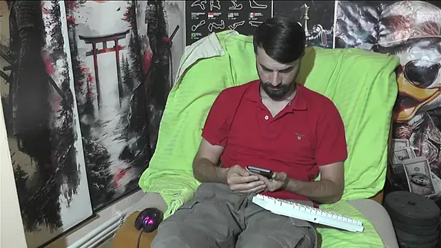 00george online show from June 19, 2026, 1:37 pm