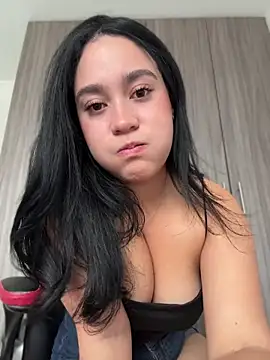 Nina lovi online show from July 11, 2026, 10:44 pm