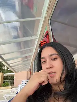 Nina lovi online show from July 19, 2026, 9:07 pm