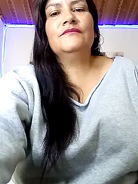 Snapshot of salomexlove_20 chatting on April 23, 2026, 1:24 pm salomexlove 20 online show from April 23, 2026, 1:24 pm