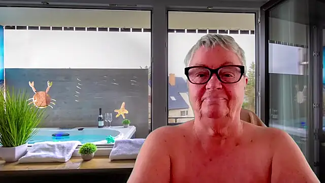 Snapshot of GrannyChrissy68 chatting on May 16, 2026, 12:59 pm GrannyChrissy68 online show from May 16, 2026, 12:59 pm