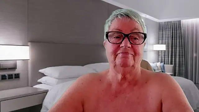 Snapshot of GrannyChrissy68 chatting on May 22, 2026, 8:47 pm GrannyChrissy68 online show from May 22, 2026, 8:47 pm