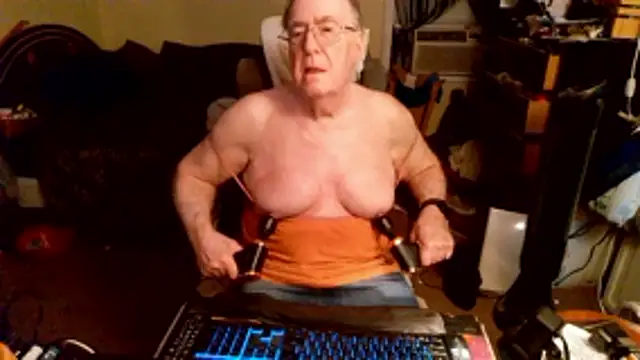 Toastir online show from June 30, 2026, 1:39 am