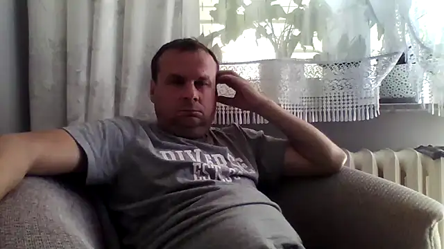grzes19763 online show from June 9, 2026, 8:26 am