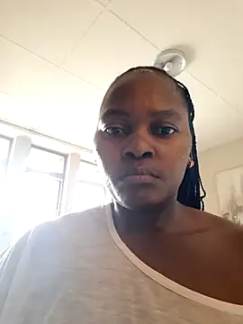 Snapshot of FitSelina66 chatting on June 21, 2026, 12:52 pm FitSelina66 online show from June 21, 2026, 12:52 pm