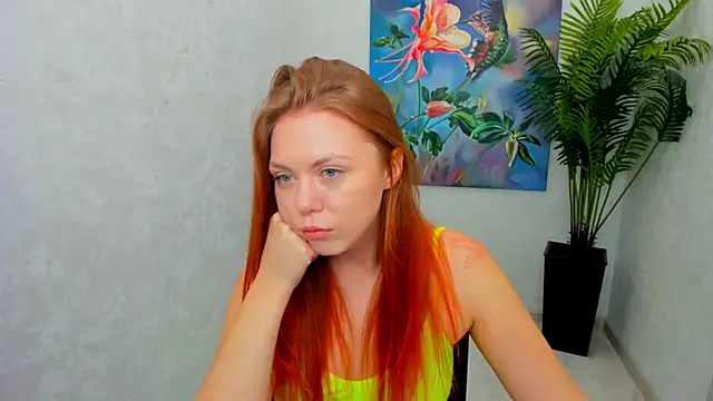 Snapshot of Strawberrye chatting on June 30, 2026, 3:29 am Strawberrye online show from June 30, 2026, 3:29 am