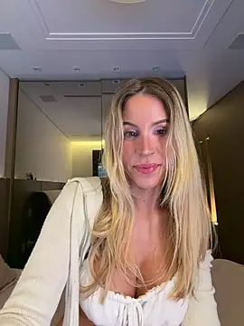 jasminesummer online show from July 20, 2026, 3:25 pm