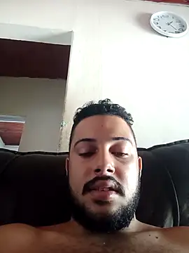 AzureKnee online show from April 11, 2026, 4:22 pm