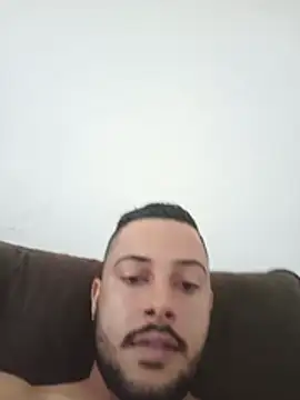 AzureKnee online show from August 1, 2026, 1:32 pm